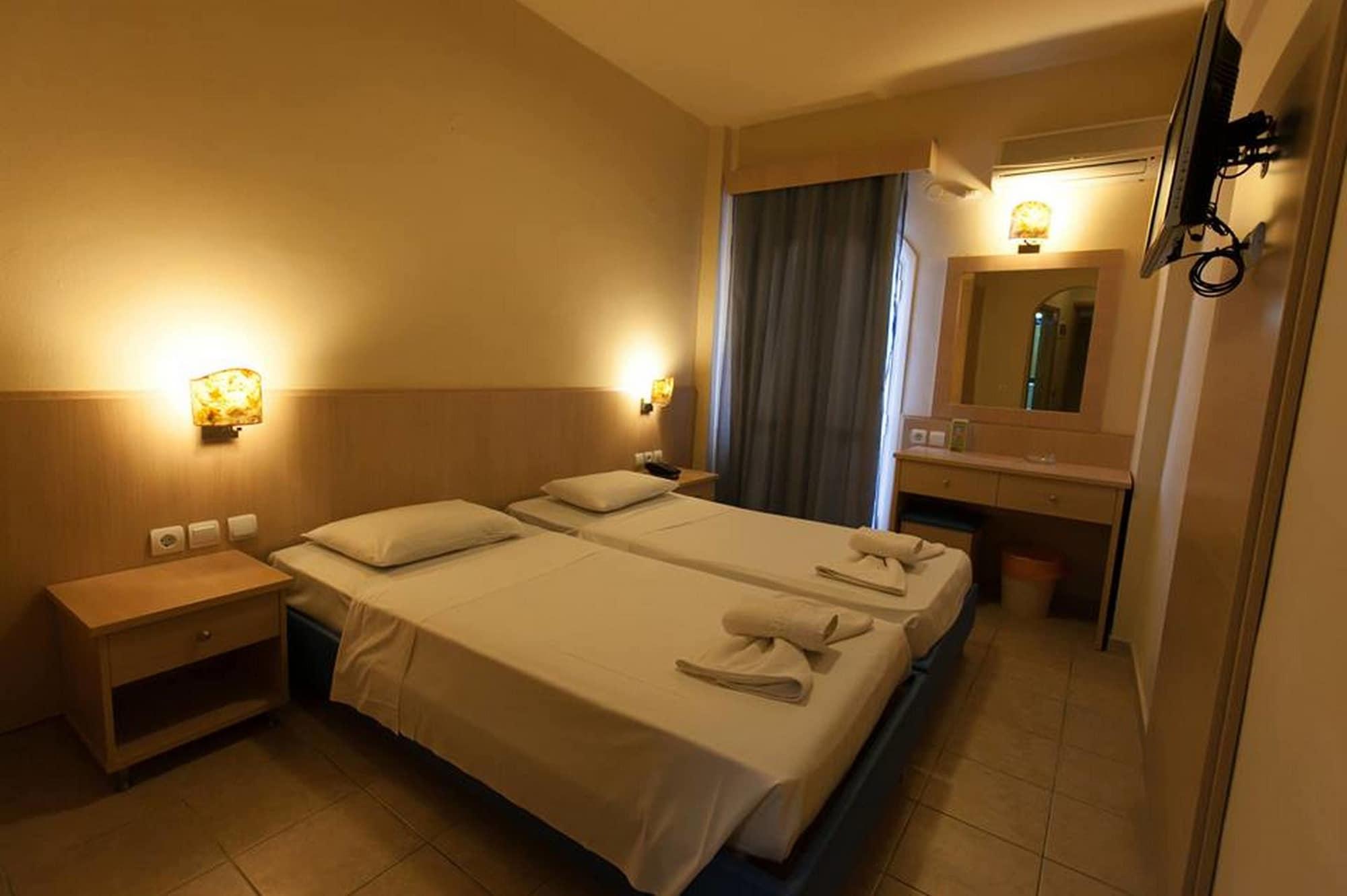 Pela Maria Hotel (Adults Only) Hersonissos  Zewnętrze zdjęcie
