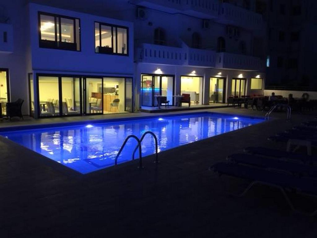 Pela Maria Hotel (Adults Only) Hersonissos  Zewnętrze zdjęcie